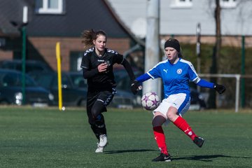 Bild 354 - B-Juniorinnen Halbfinale SVHU - Holstein Kiel : Ergebnis: 3:0